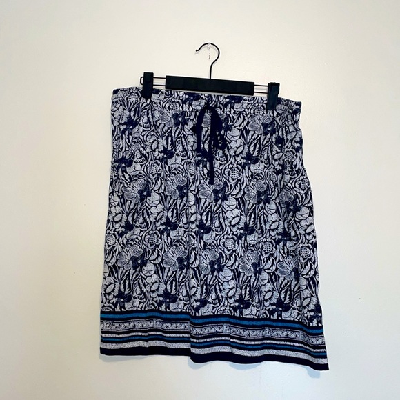 Max Studio Dresses & Skirts - Max Studio | Floral Blue Mini Skirt